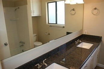 Building Photo - 2109 Westminster Dr