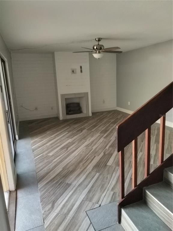 Building Photo - 3828 Saxon Dr