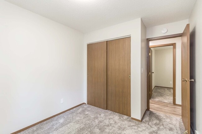 Building Photo - 6700 W 51st St