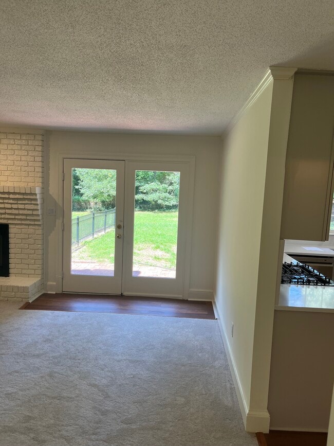 Building Photo - 4718 Rembert Dr