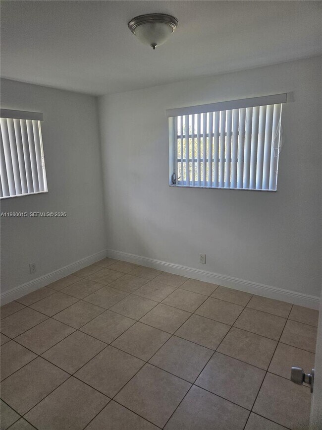 Building Photo - 18815 SW 113th Ct