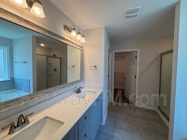 Building Photo - 2074 Limerick Ct