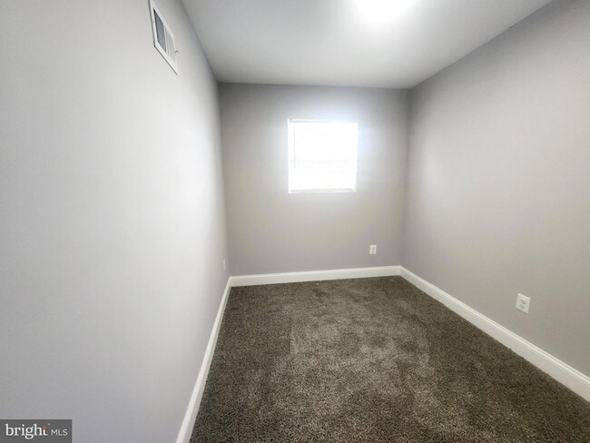 Building Photo - 3105 Frisby St