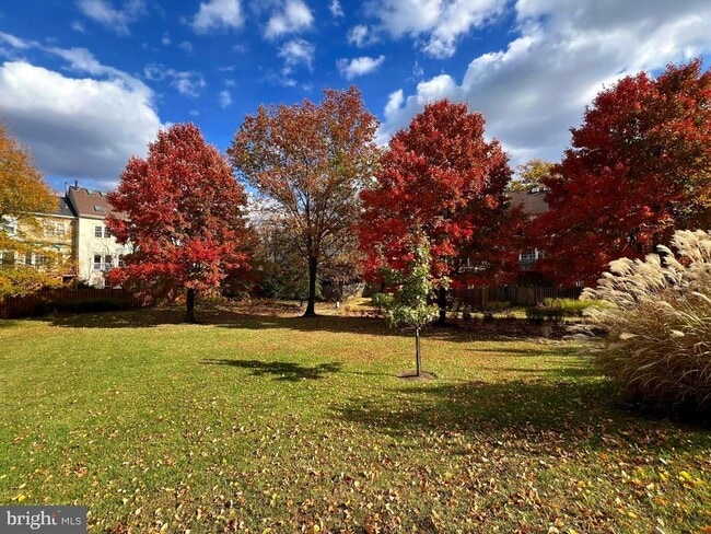 Building Photo - 1707 Leighton Wood Ln