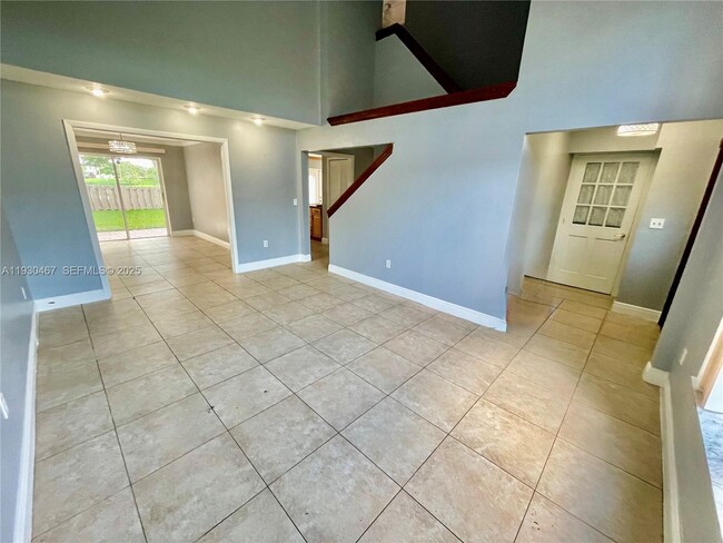 Building Photo - 10223 SW 156th Ave