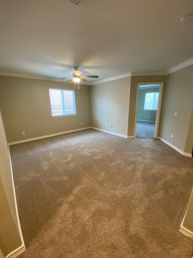 Building Photo - Temecula 4 Bedroom + Loft & Office Available in July