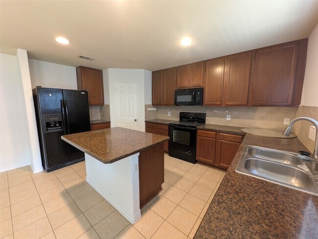 Building Photo - 5760 Fountain Flat Dr