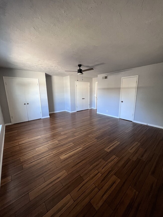 Building Photo - 2451 NW 38th St