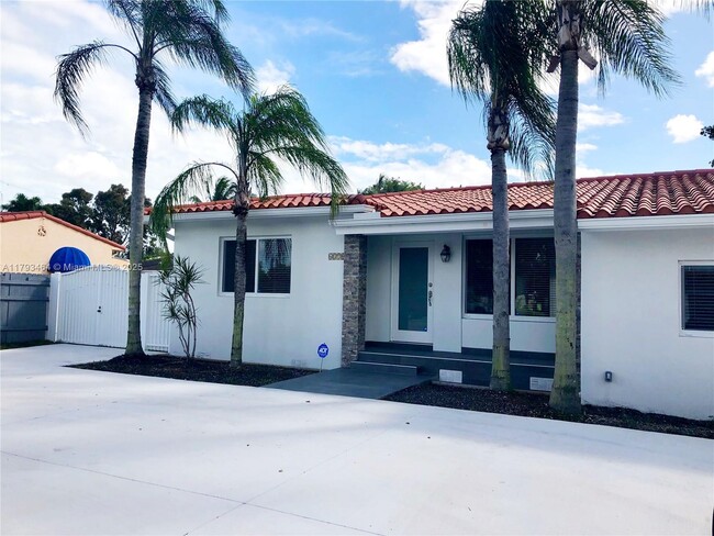 Primary Photo - 6320 SW 24th St