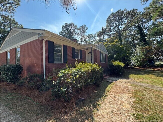 Primary Photo - 2705 Cumberland Rd