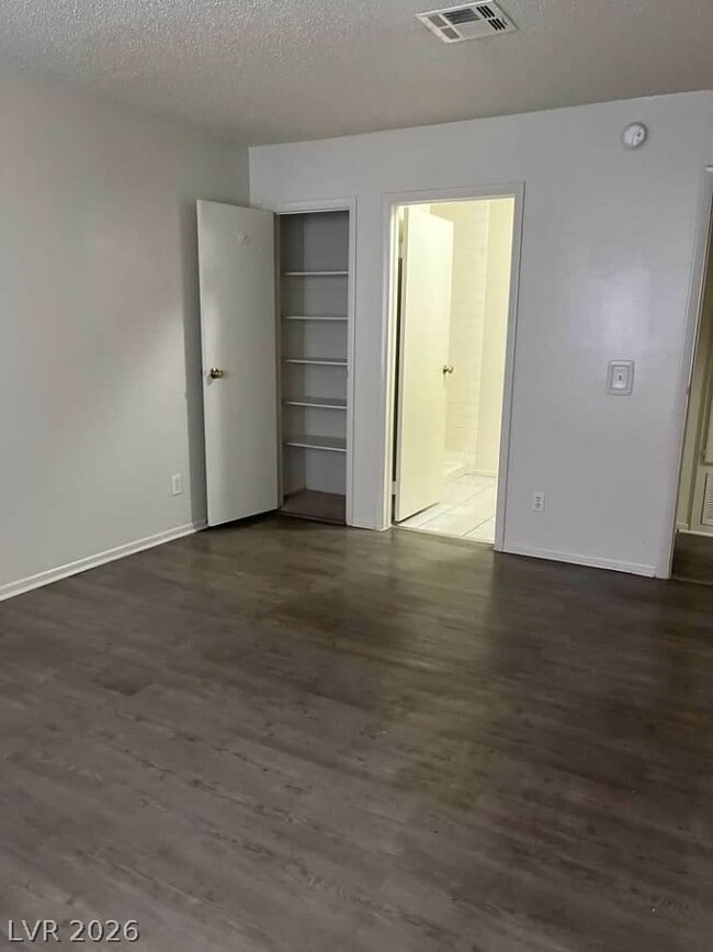 Building Photo - 6671 W Tropicana Ave
