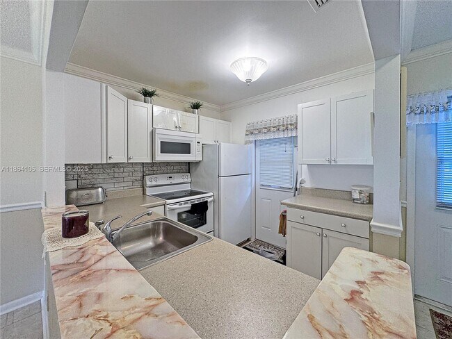 Building Photo - 3505 NW 48th Ave