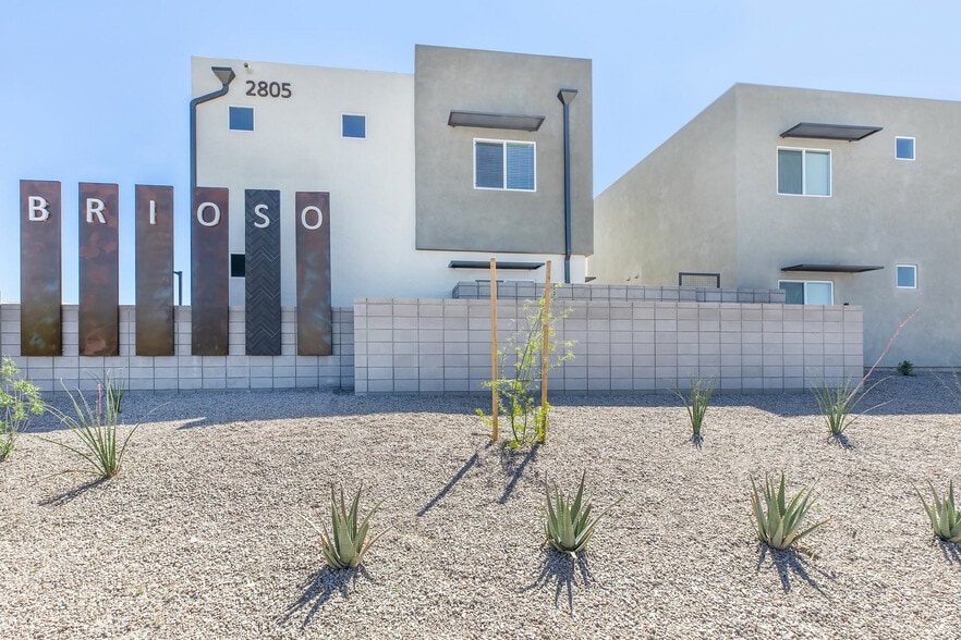 Primary Photo - Brioso at the Bridges