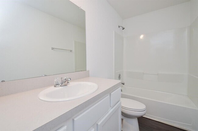 Building Photo - 5434 Logan Dale Dr