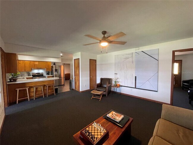 Building Photo - 879 S Terrace Dr