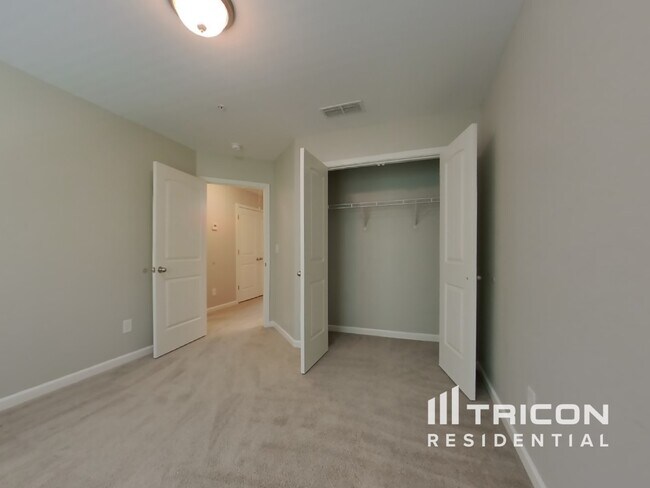 Building Photo - 1084 Neeleys Bnd