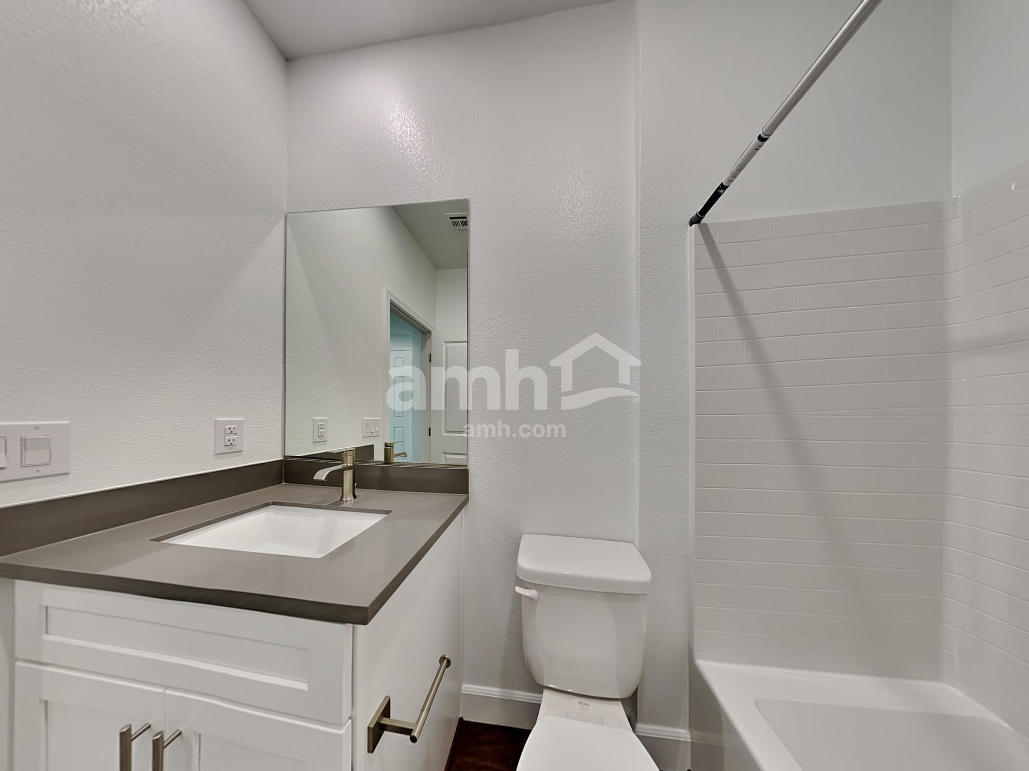Building Photo - 126 Island Plumeria Ln