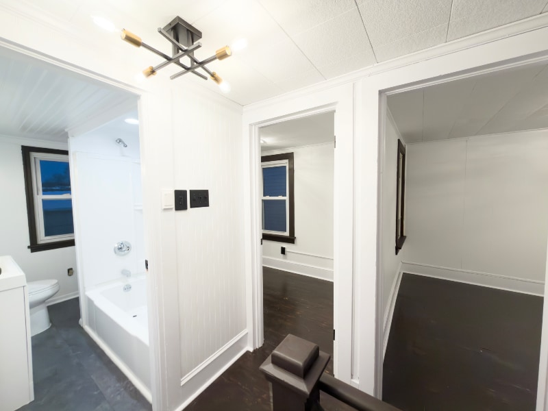 Building Photo - 14 Linden St