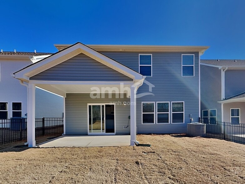 Building Photo - 3984 Zepelin Wy