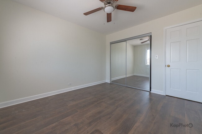 Building Photo - 713 Mariners Point