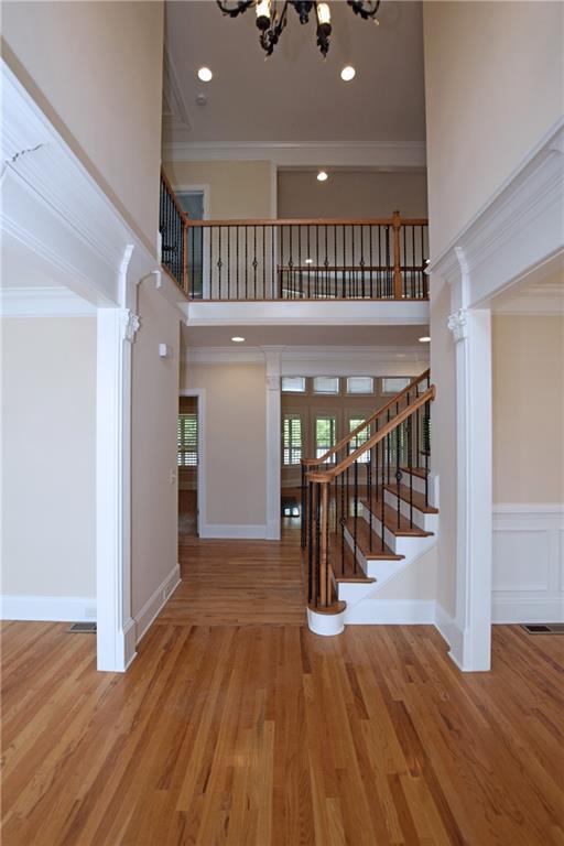 Building Photo - 76 Creekside Park Dr