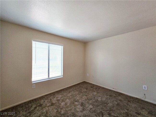 Building Photo - 8452 Boseck Dr