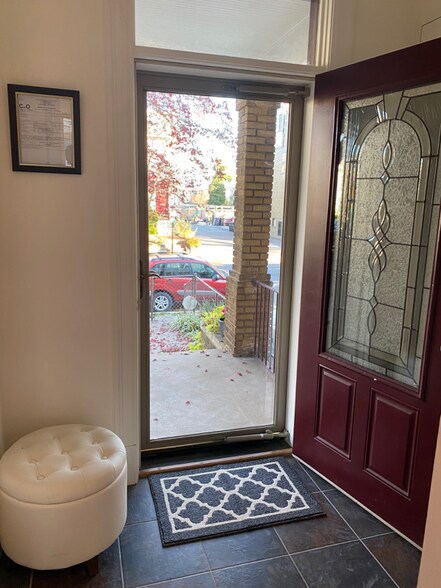 Primary Photo - 115 17th St SE