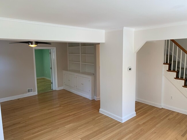 Building Photo - 9511 Singleton Dr