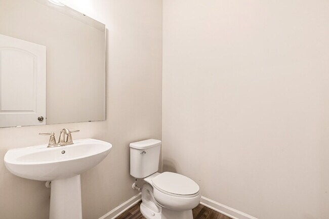 Building Photo - Spacious 4-Bedroom Gem with 2.5 Baths –2216 Sussex Road in York, SC with Clover Schools! Monthly ...
