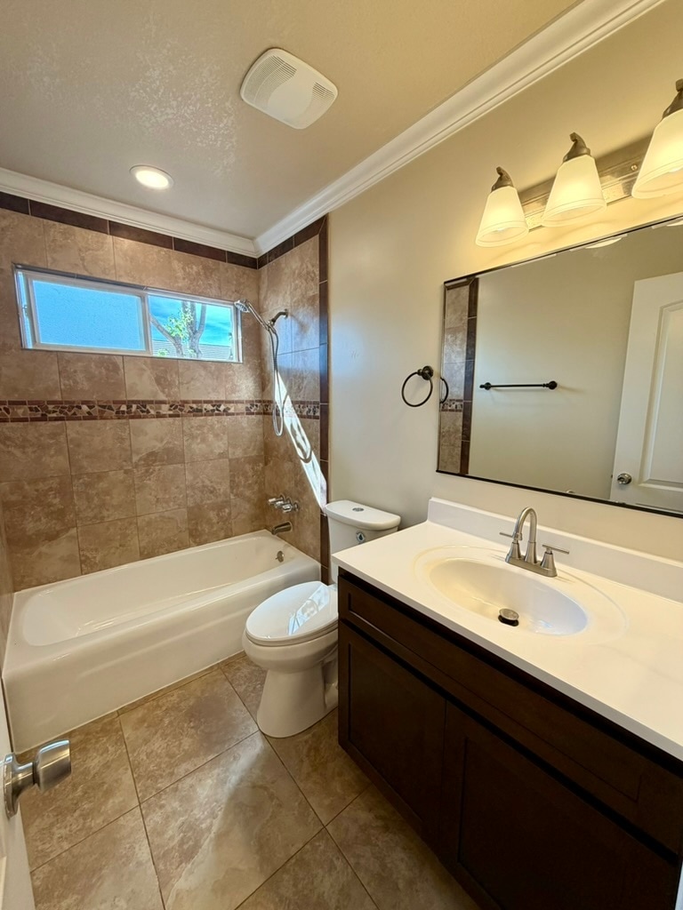 Bathroom #2 - 5527 W Avenue M2