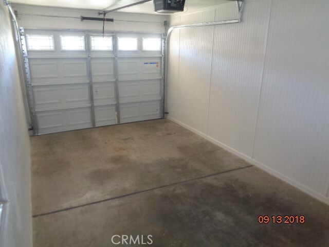 Building Photo - 28813 Snead Dr