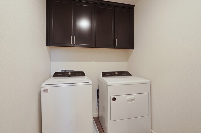 Building Photo - 1416 Willowedge Way