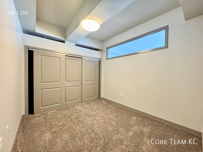 Building Photo - 1121 McGee St