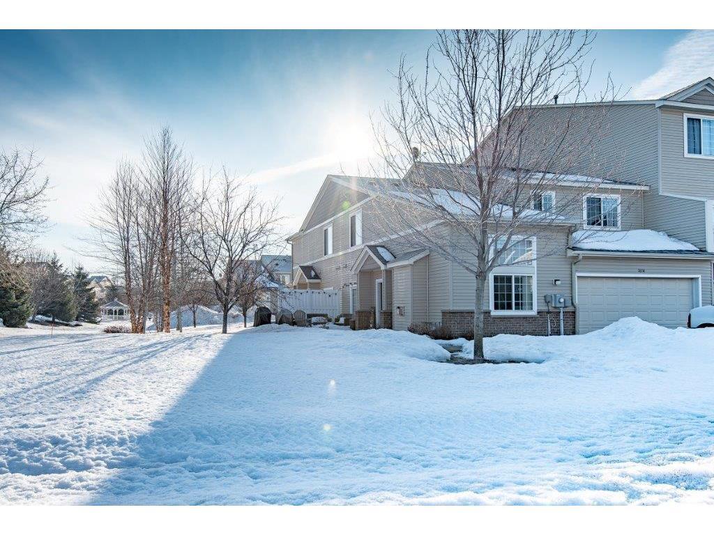 Building Photo - 7634 Lachman Ave NE