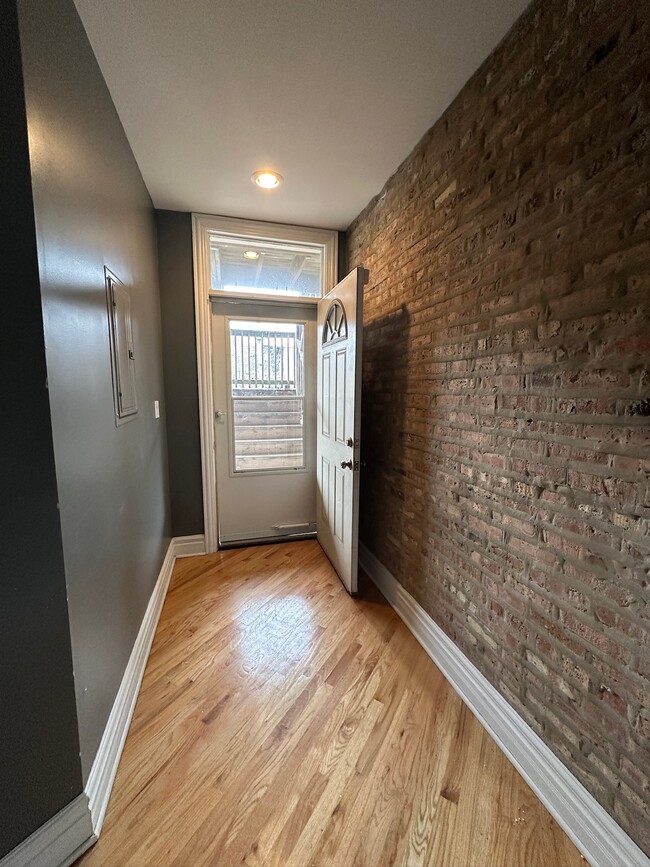 Building Photo - 7010 S Merrill Ave