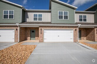 Building Photo - ***905 Seaborn***