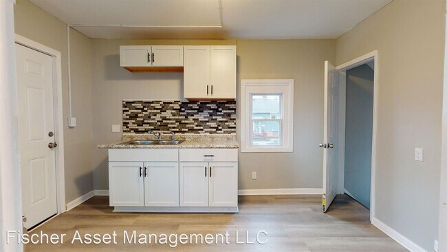 Building Photo - 3 br, 1 bath House - 3359 West 86th St.