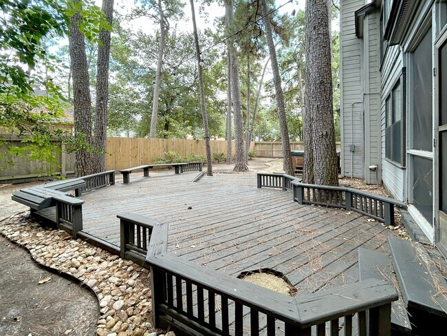 Building Photo - 3 N Mossrock Rd