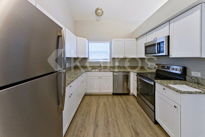 Building Photo - 11811 Asher Ln