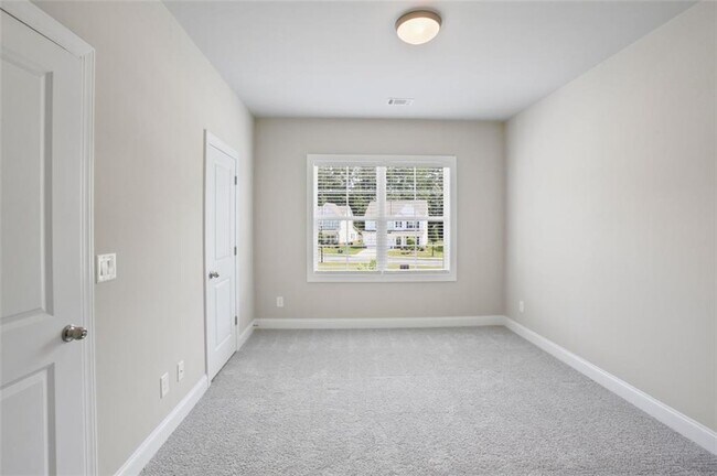 Building Photo - 3052 Louella Creek Trace