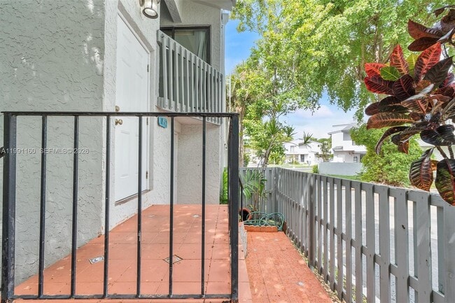 Building Photo - 10542 NW 7th Terrace