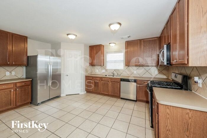 Building Photo - 8319 Loetsch Ridge Way