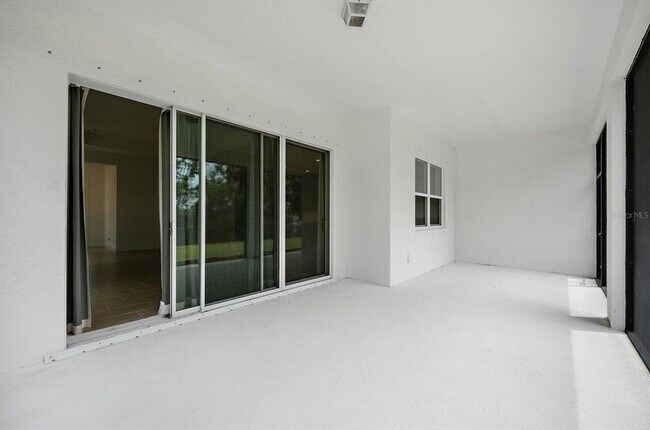 Building Photo - 13744 Old Creek Ct