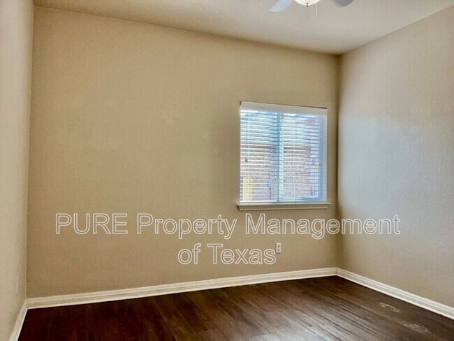 Building Photo - 2946 Todd Tr