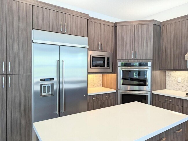 Building Photo - 16645 Germaine Dr