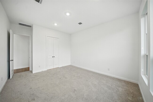 Building Photo - 31218 Anna Mdws Dr