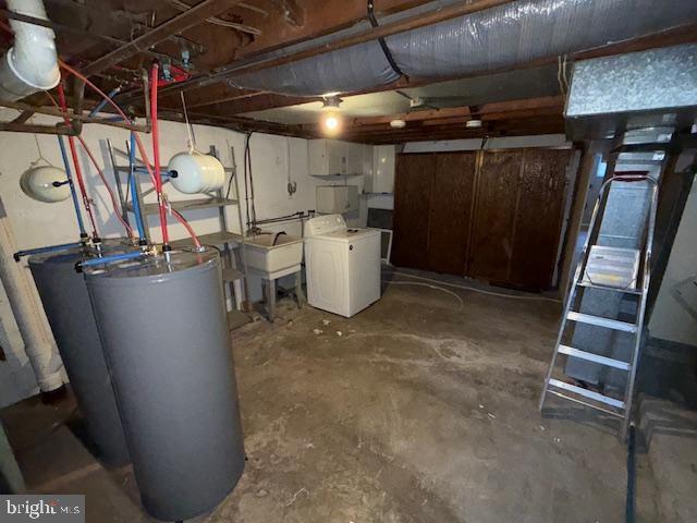 Building Photo - 417 E Fornance St