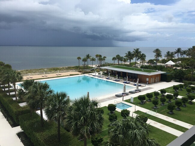 Building Photo - Oceana Key Biscayne Large 3 bedroom for rent