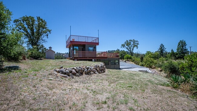 Building Photo - 1745 Riebli Rd