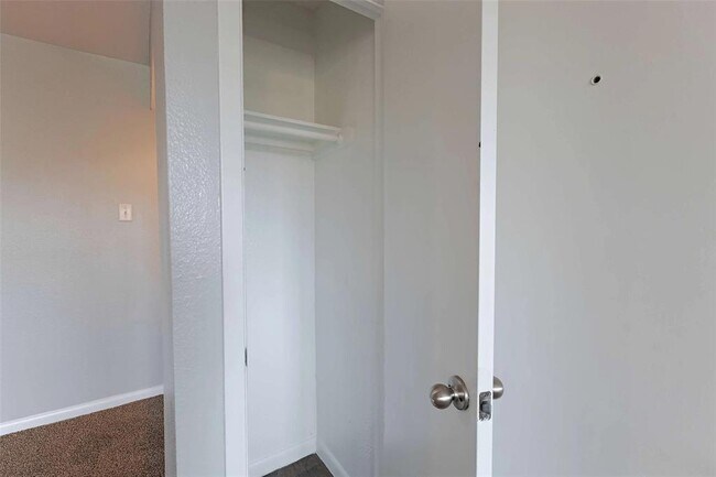 Building Photo - 1773 Wells Branch Pkwy